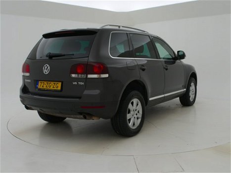 Volkswagen Touareg - 3.0 V6 TDI 240 PK AUT - 1