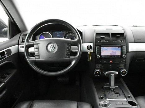 Volkswagen Touareg - 3.0 V6 TDI 240 PK AUT - 1