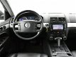 Volkswagen Touareg - 3.0 V6 TDI 240 PK AUT - 1 - Thumbnail