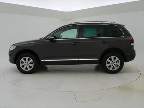 Volkswagen Touareg - 3.0 V6 TDI 240 PK AUT - 1