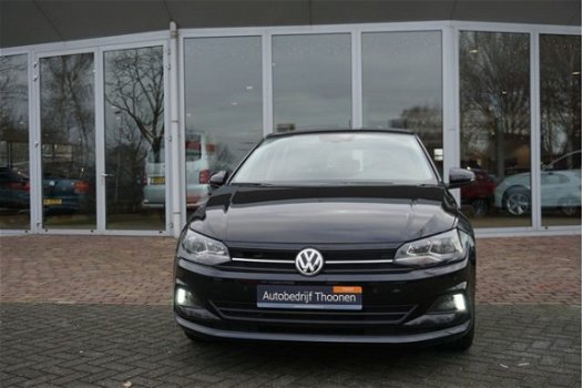 Volkswagen Polo - 1.0 TSI Comfortline Business, Navi, Clima, PDC Nieuwjaarsactie van € 19.900 voor € - 1