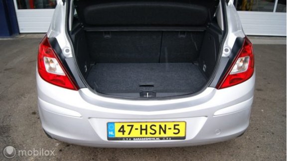 Opel Corsa - D 1.4-16V Business/ Airco/ NAP/Rijklaar - 1