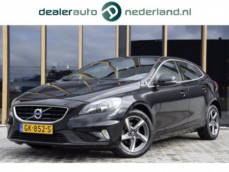 Volvo V40 - 2.0 D2 R-DESIGN Dealer onderhouden Trekhaak | Stoelverwarming | Navi | Acc | Cc - 1