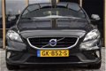 Volvo V40 - 2.0 D2 R-DESIGN Dealer onderhouden Trekhaak | Stoelverwarming | Navi | Acc | Cc - 1 - Thumbnail