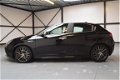 Alfa Romeo Giulietta - 1.4 T Executive|Automaat|Xenon|Led|NL Auto|NAP|Leder|19