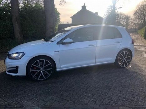 Volkswagen Golf - 2.0 TSI GTI Performance DSG/Org NL/1e Eig/Leer/Pano/Zeer volle auto/Boeken sleutel - 1