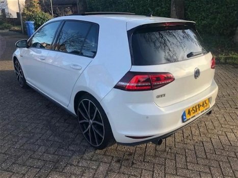 Volkswagen Golf - 2.0 TSI GTI Performance DSG/Org NL/1e Eig/Leer/Pano/Zeer volle auto/Boeken sleutel - 1