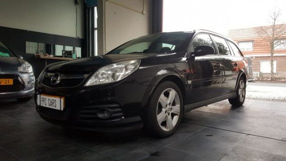 Opel Vectra Wagon - 1.9 CDTi Executive Dealeronderhouden - 1