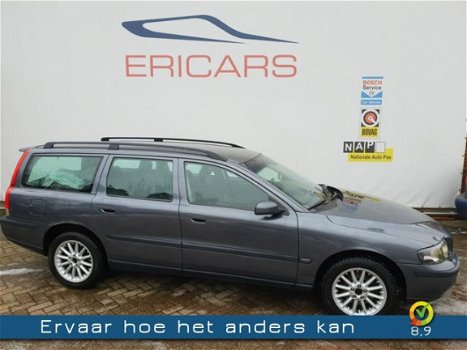 Volvo V70 - 2.5T Automaat LEER NAVI YOUNGTIMER - 1