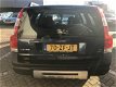 Volvo XC70 - 2.4 D5 xenon leer navigatie elelk-pakket trekhaak lm-velgen apk 12-12-2019 - 1 - Thumbnail