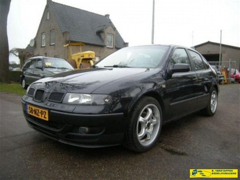 Seat Toledo - 2.3 V5 Signo - 1