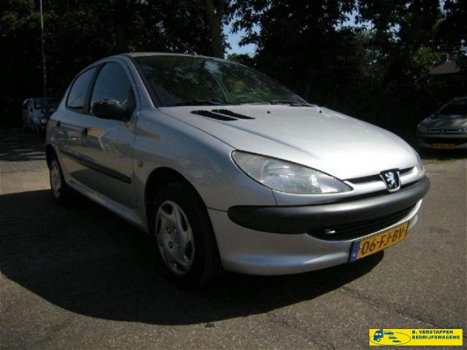 Peugeot 206 - XT 1.9 D - 1