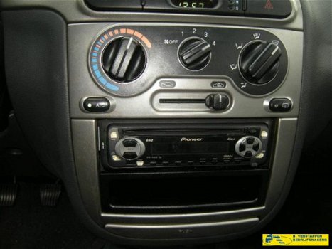 Daewoo Lanos - 1.6 Sport - 1