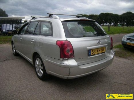 Toyota Avensis Wagon - 2.0 D-4D-F Luna - 1