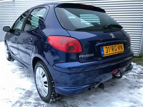 Peugeot 206 - 1.4 HDi Air-line 2 *AIRCO*STUURBEKR.*BOEKJES*ELEKTR, RAMEN - 1