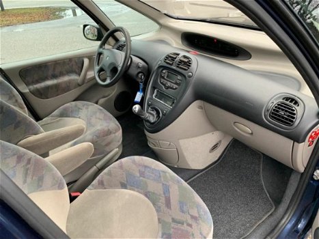 Citroën Xsara Picasso - 1.6i Incl Airco Incl Nw APk Winter Auto Kijk Gauw - 1