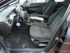 Peugeot 307 SW - 2.0 HDiF Pack Clima /Panoramadak / Elec.Pakket / Lm Velgen / Trekhaak Zeer Nette Au