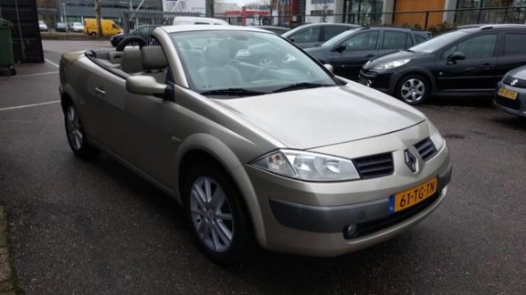 Renault Mégane coupé cabriolet - Mégane 1.6-16V Privilège Luxe - 1