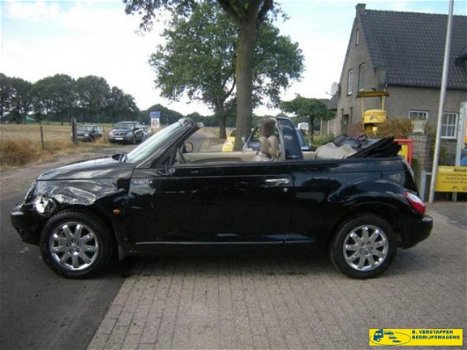 Chrysler PT Cruiser Cabrio - 2.4i Limited met schade - 1