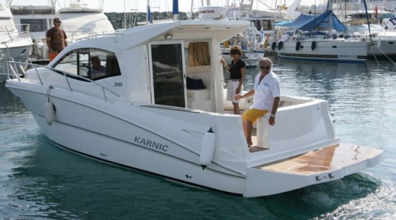Karnic 2965 Cruiser - 3