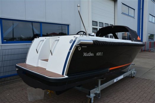 Maxima 600 Inboard - 7