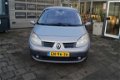 Renault Grand Scénic - 1.5 dCi Authentique Basis / Clima / Cruise / 7-PERSOONS - 1 - Thumbnail