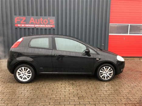 Fiat Grande Punto - 1.9 JTD Emotion | Metallic | L.M Velgen | - 1