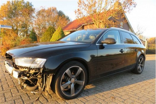 Audi A4 - 2.0TDI 177pk S-line & Lichte Voorschade - 1