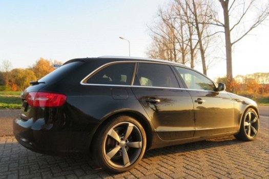 Audi A4 - 2.0TDI 177pk S-line & Lichte Voorschade - 1