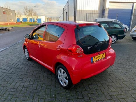 Toyota Aygo - 1.0-12V + NIEUWE APK KEURING - 1