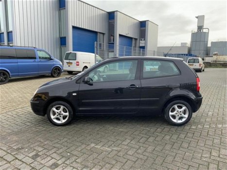 Volkswagen Polo - 1.2-12V Comfortline NIEUWE APK KEURING Mogelijk - 1