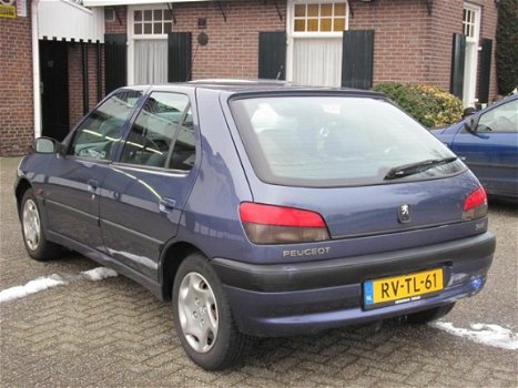 Peugeot 306 - 1.8 XT - 1