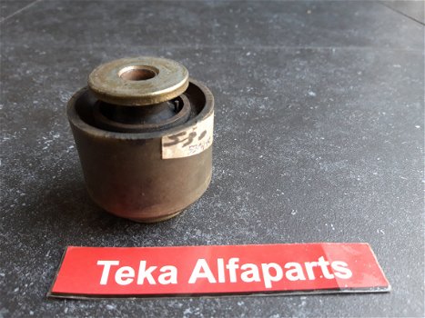 Alfa Romeo Alfasud & 33 Silent Block 60744985 NOS - 0