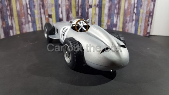 Mercedes Benz W196 NO 14 1:18 IScale - 3