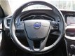 Volvo V40 - 1.6 T2 120pk Momentum / Xenon / Leder / 18 Inch / Incl 6 maand BOVAG garantie , - 1 - Thumbnail