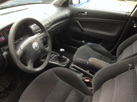 Volkswagen Passat - 1.8 5V - 1