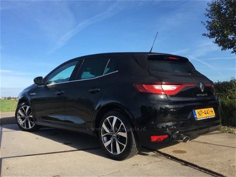 Renault Mégane - 1.2 TCE BOSE Pack Easy Park Assist | Pack Vision | Navigatie | ACC | CC | Massage s - 1