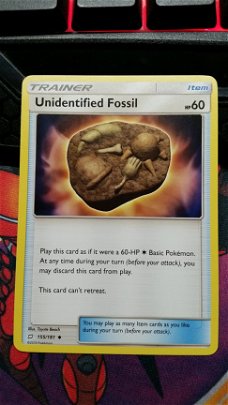 Unidentified Fossil  155/181 Team up