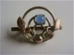 Oude broche met blauw geslepen steentje - 3 - Thumbnail