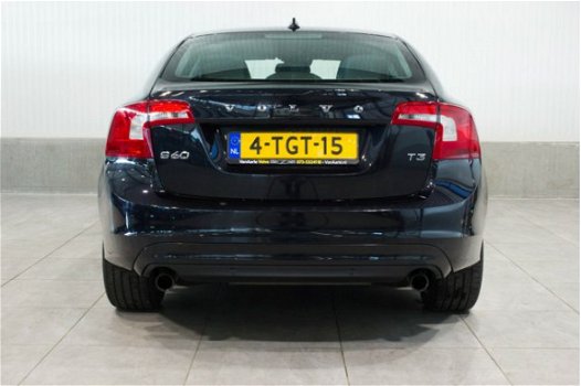 Volvo S60 - T3 Aut. Navigatie Leder 150pk - 1