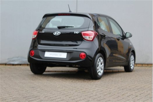 Hyundai i10 - 1.0i Comfort Navigatie | Navigatie | Parkeersensoren | Bluetooth | USB | Airco | - 1