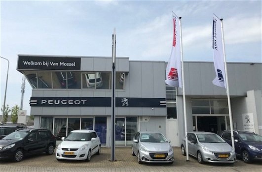 Citroën C3 - 1.2 PureTech 82pk Feel Edition NAV + DAB - 1