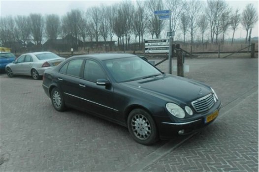 Mercedes-Benz E-klasse - 320 CDI Avantgarde AIRCO, NAVI, 4XELECRAMEN, AUTOMAAT - 1