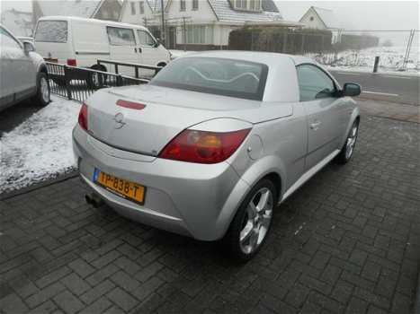 Opel Tigra TwinTop - 1.8-16V ENJOY AIRCO 2004 - 1