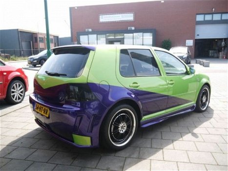 Volkswagen Golf - SHOWAUTO / UNIEK - 1