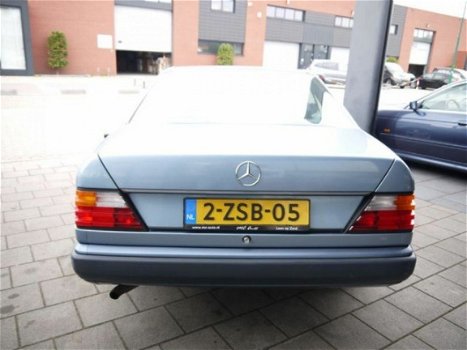 Mercedes-Benz 230 - 230 CE Coupe / Airco / 5 bak APK 10-2019 - 1