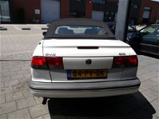 Saab 900 - 2.3 SE Automaat / Leder / Airco