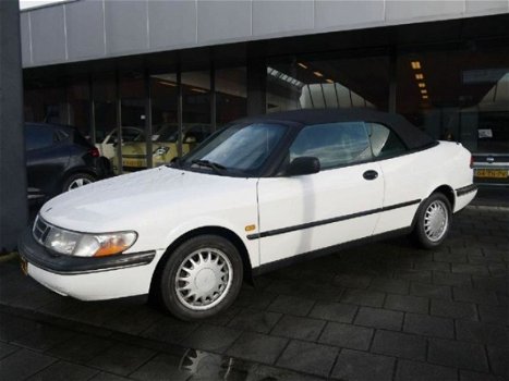 Saab 900 - 2.3 SE Automaat / Leder / Airco - 1