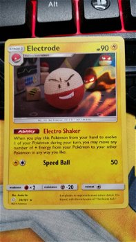 Electrode 39/181 Holo Team up - 1