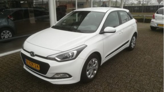 Hyundai i20 - 1.2 i-Motion inclusief Autogasinstallatie (LPG-G3) - 1